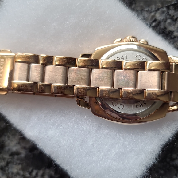Coach Rose Gold Watch - Picture 4 of 6